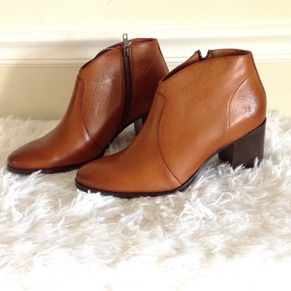 Frye Reed Leather Booties Corpcore